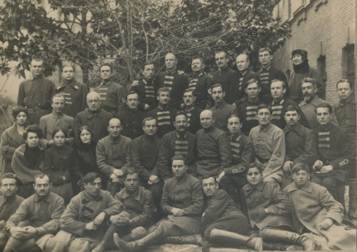 Члены РВТ Кавказской Краснознаменной 
	армии