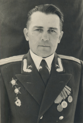 Подполковник-артиллерист Т.Е. Конев, 1957 г.