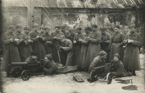 Начсостав пулеметных подразделений 22-й 
	стрелковой дивизии СКВО на занятиях.