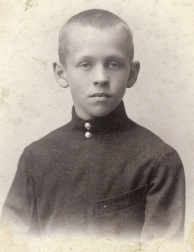 Рисунок 3. Учащийся 1-го класса Архангельской 
	гимназии. Атрибуция согласно инскрипту на обратной стороне паспарту