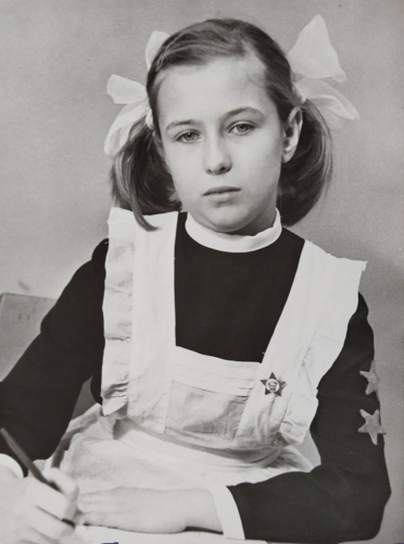 Рисунок 32. Знаки различия командира 
	октябрятской группы (?)