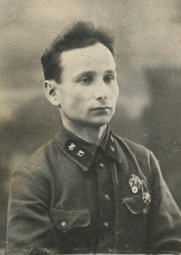 Слушатель Военно-химической академии РККА 
	П.В. Курицын с рубашечными петлицами с черным полем и черной окантовкой