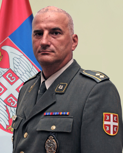 Подполковник Мирко Đокиħ. Эмблемы пехоты
